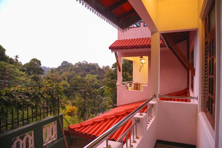 Heavens gate photo 3