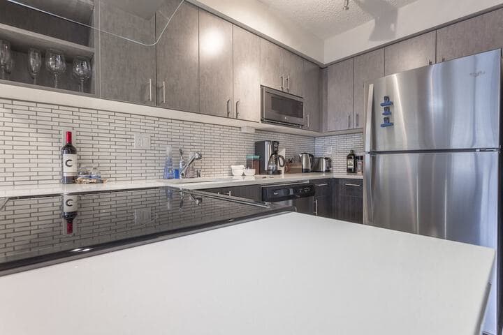 Domicile Suites at Cove photo 5