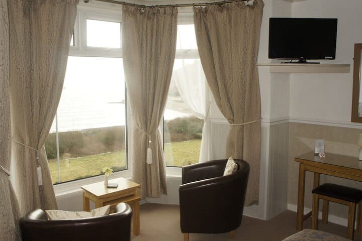 Plas Isa Hotel photo 5
