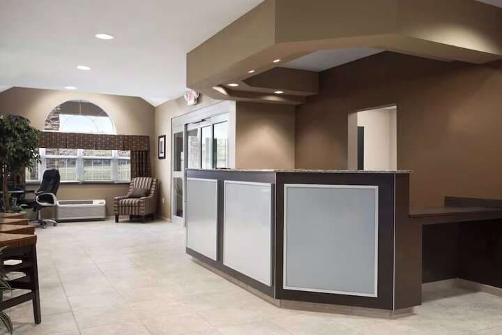 Sonesta Essential Fairmont photo 4