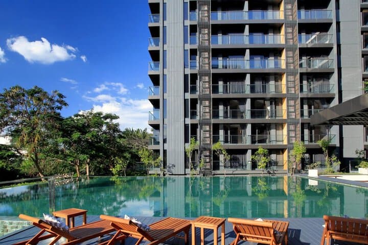 Balcony Seaside Sriracha Hotel & Serviced Apartments photo 3