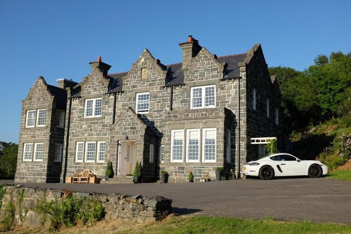 Crown Lodge photo 3