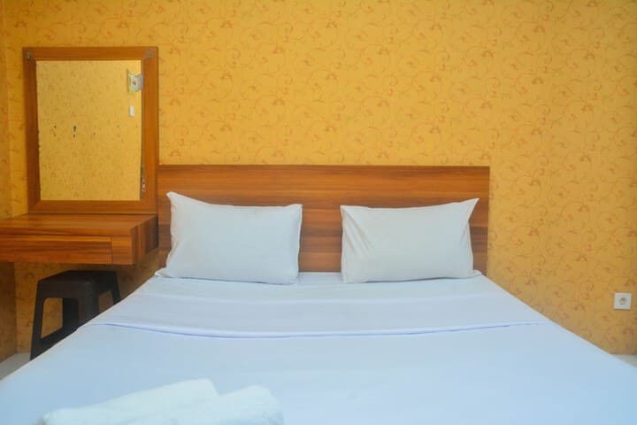 Cozy Studio at Kebagusan City Apartment photo 1