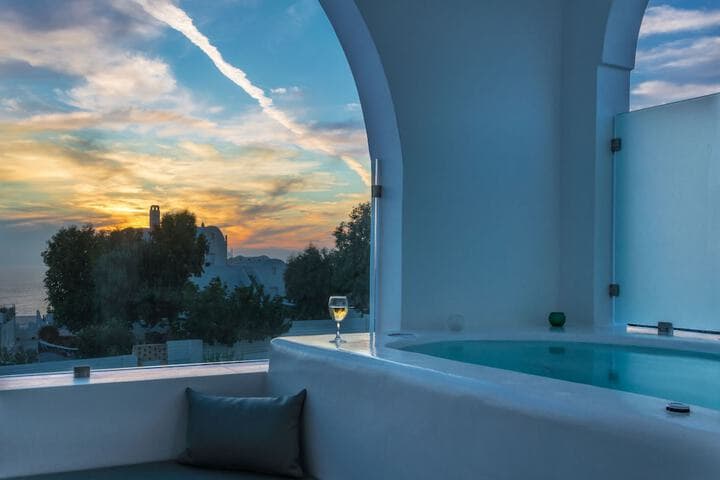 Aspronisi Luxury Villa photo 2