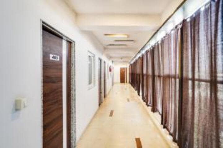 Super Collection O Kalupur Railway Station Formerly Hotel Progressive Inn photo 2