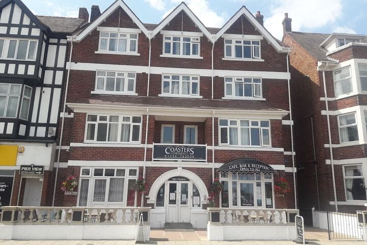Coasters Hotel & Apartments photo 2