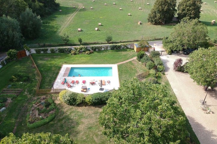 Autheuil-Authouillet destination view