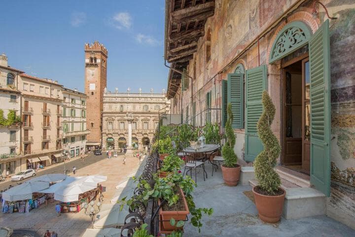 Corte Realdi Suites Piazza Erbe photo 3