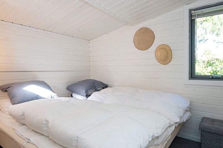4 Person Holiday Home in Ebeltoft photo 5