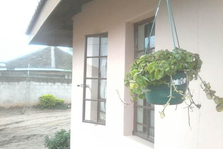 Sharon Avenue Guesthouse photo 4