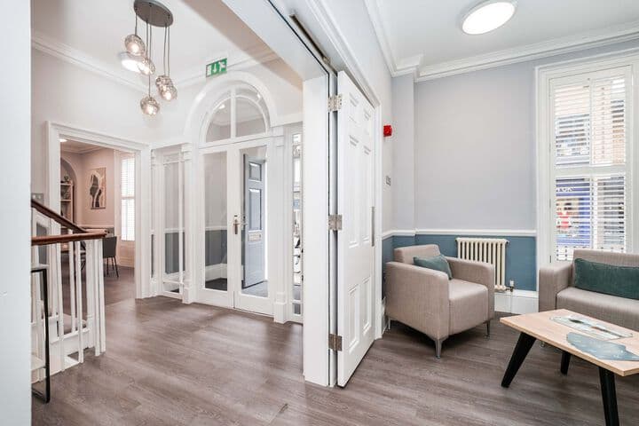 The Regent Aparthotel photo 2