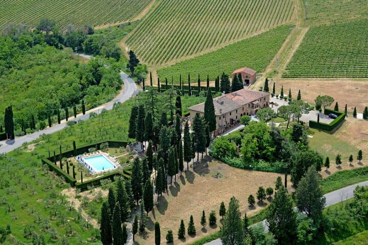 Strada destination view