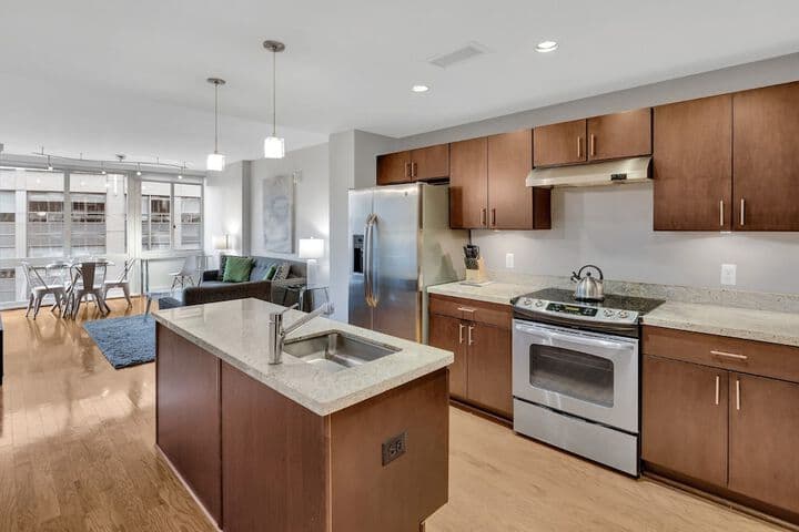 Global Luxury Suites at Foggy Bottom photo 4