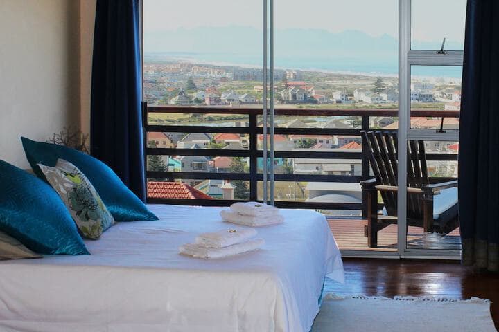 Muizenberg destination view