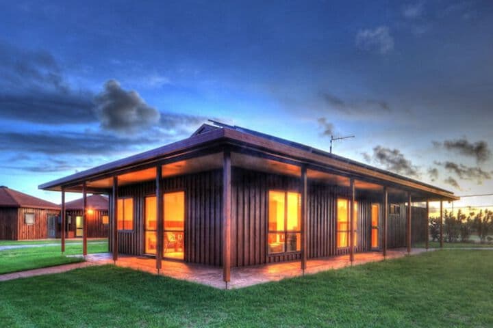 Ocean Breeze Cottages photo 2