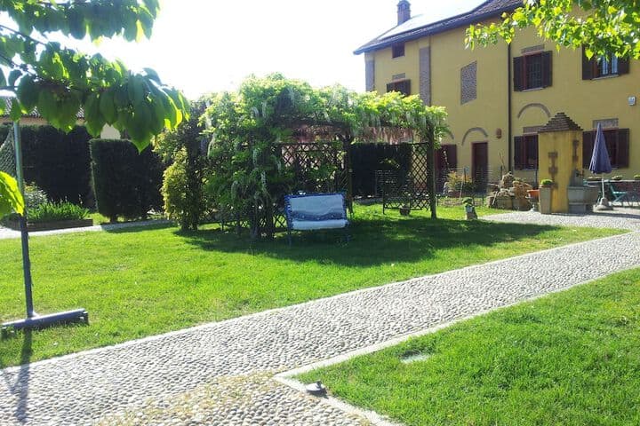 Castello d'Agogna destination view