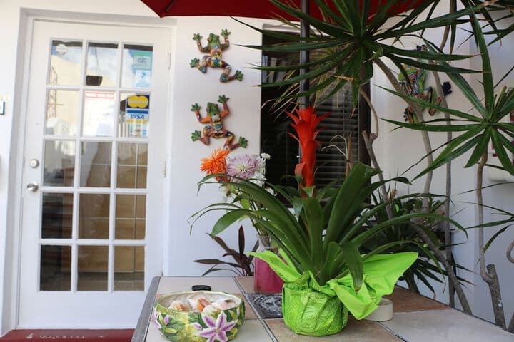 Breakaway Inn photo 2