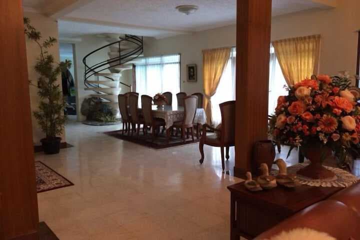 The Garden Family Guest House photo 2