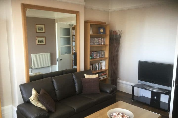 Beaumont House photo 3