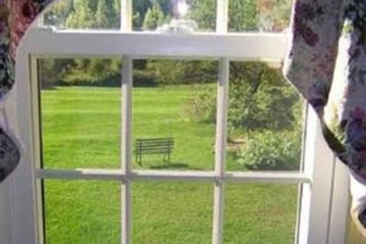 Centennial House photo 2