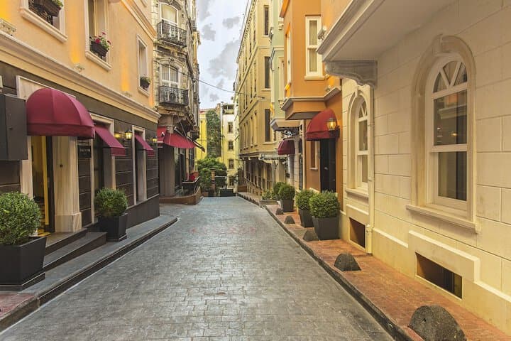 Meroddi Pera Flats photo 2