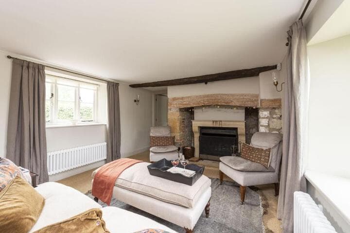 Manor Farmhouse photo 3