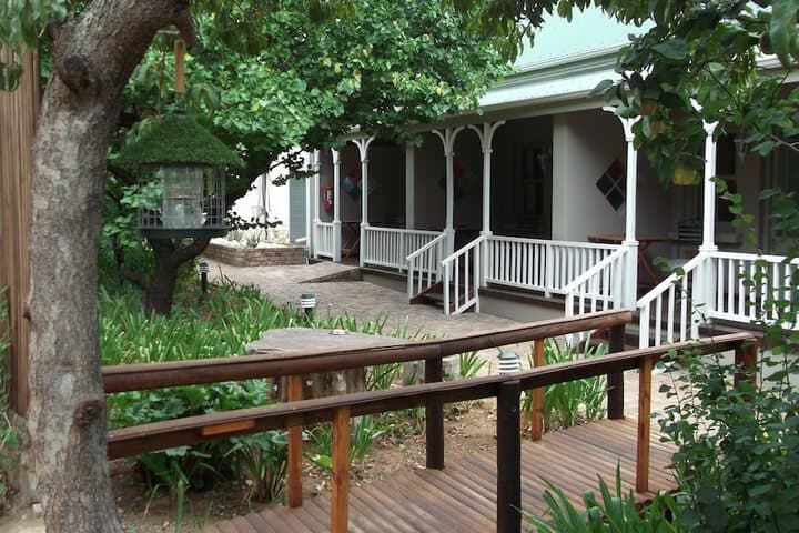 Housemartin Guest Lodge photo 3