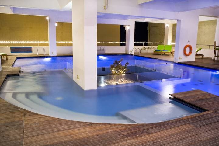 Ocean Edge Suites & Hotel Colombo photo 3