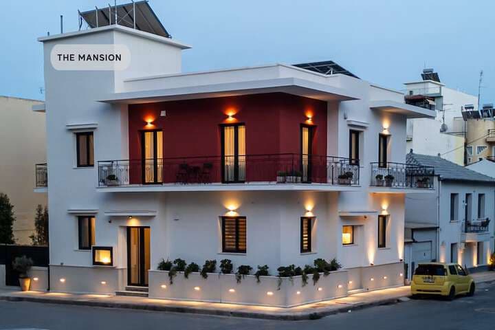 The Mansion photo 2