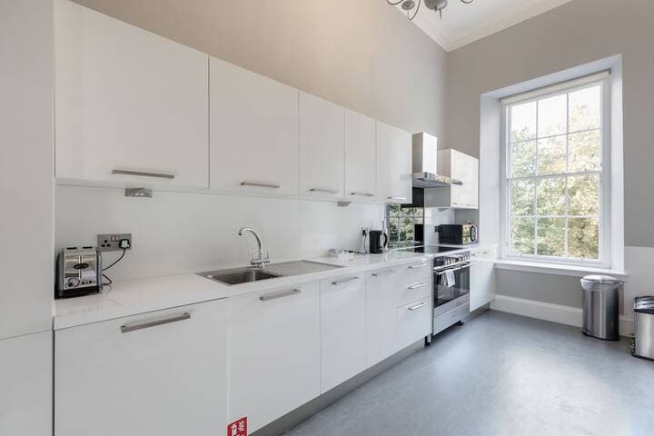 Destiny Scotland Q Residence photo 4