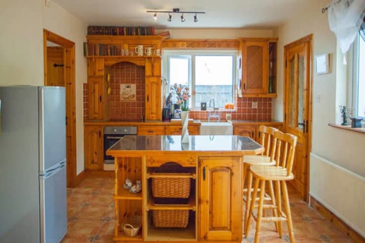 Woodfield House photo 2