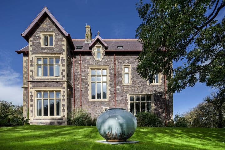 Penrhiw Priory photo 2
