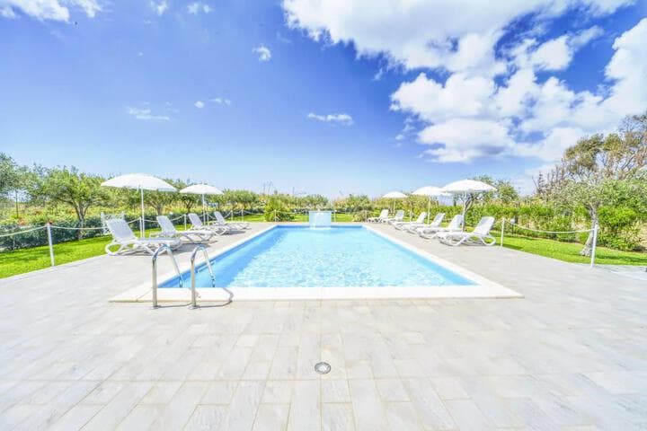 Case Vacanze Mare Nostrum Villas in front of the Beach with Pool photo 5