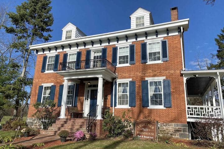 Lightner Farmhouse B&B photo 4
