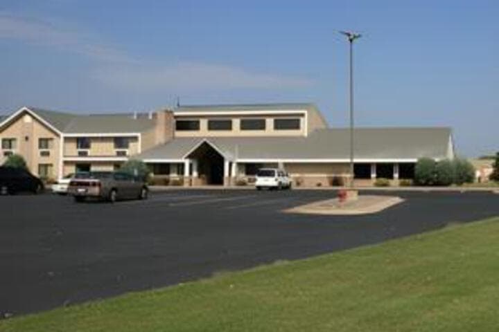 Baymont by Wyndham Lakeville photo 2