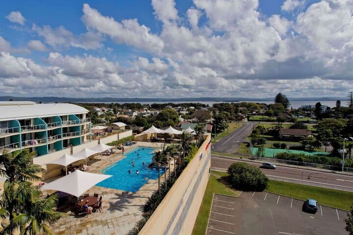 Oaks The Entrance Waterfront Suites photo 2