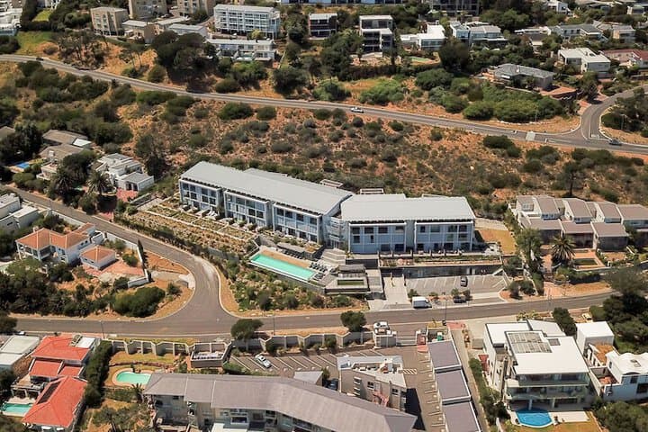 The Crystal Apartments photo 2