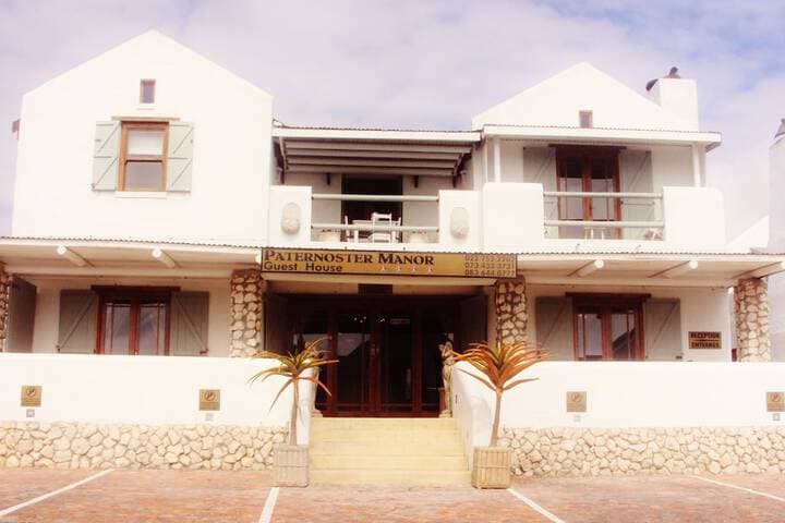 Paternoster Manor photo 2