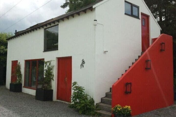 The Village Studio Apartments photo 3