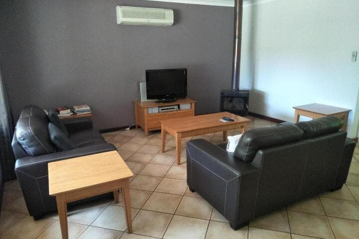 Margaret House photo 3