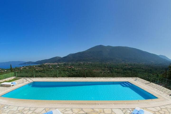 Utopia Luxury Villa photo 4