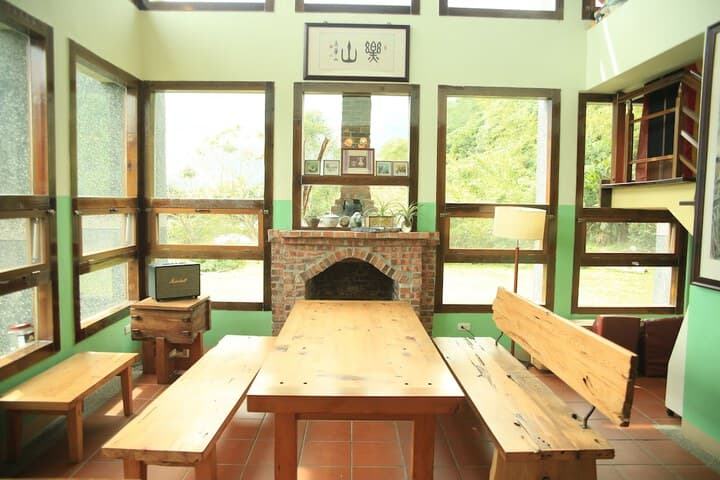 T'ai-lu-ko destination view