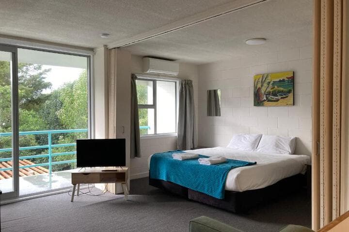 City Towers Apartments photo 3