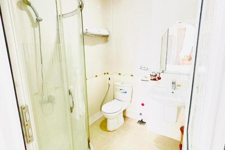 EMERALD APARTMENTS photo 4