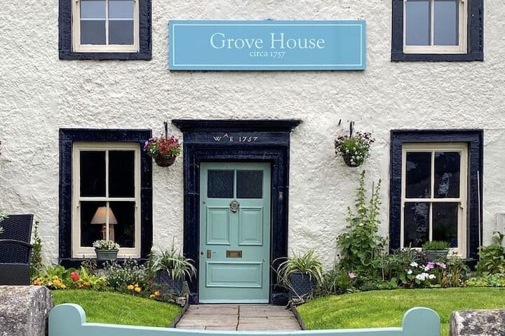 Grove House photo 2