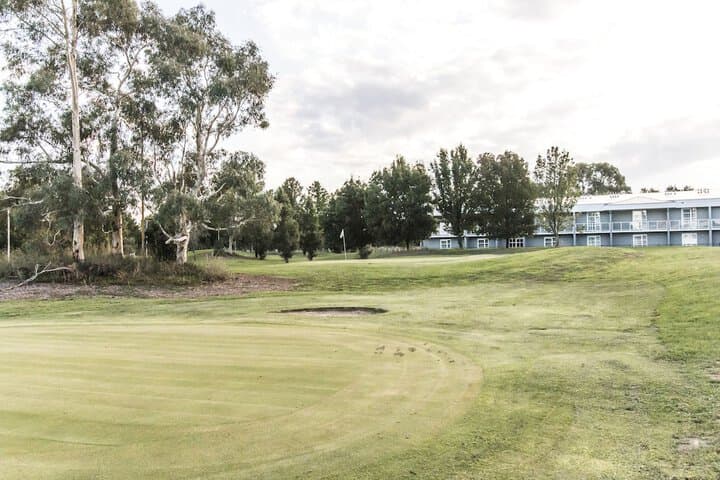 Abode Narrabundah photo 2