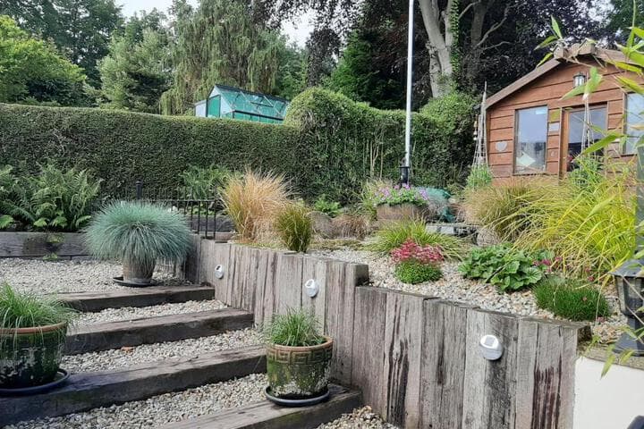 Holly Lodge photo 3