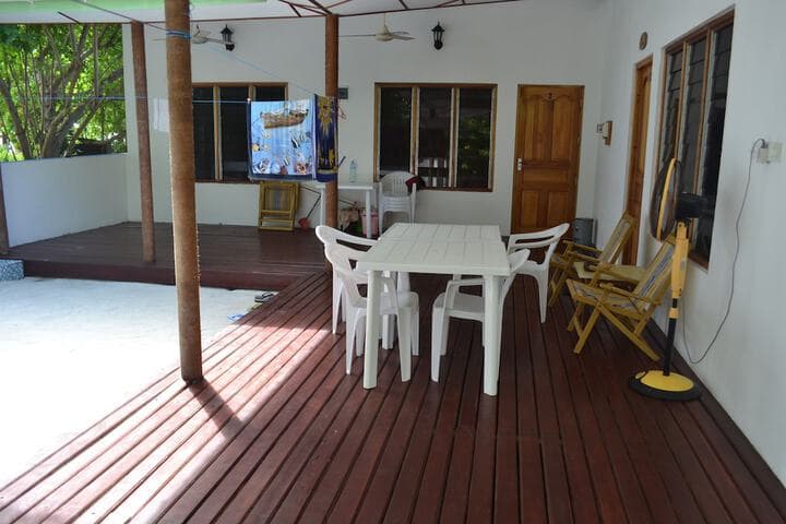 Fulidhoo Laperla Guesthouse photo 4
