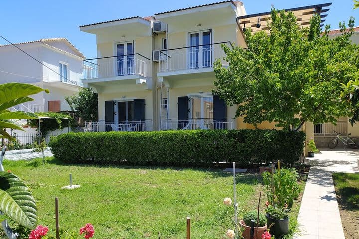 Elenas Garden photo 3
