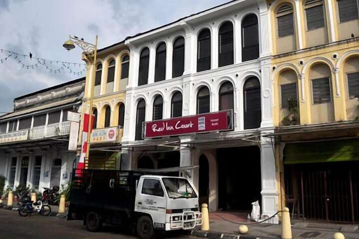 Red Inn Court Hostel photo 4